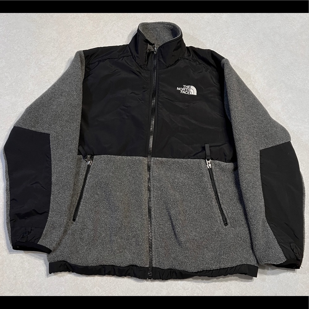 Grey & Black North Face Fleece Zip Up Jacket Boys Large-Fits like Women’s Small